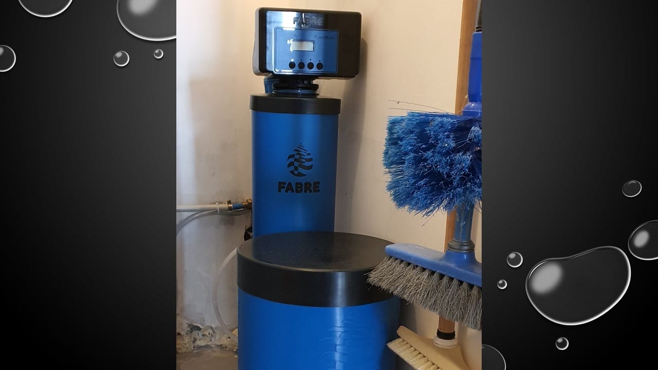 installation adoucisseur d'eau Fabre Purotech bleu Sarthe
